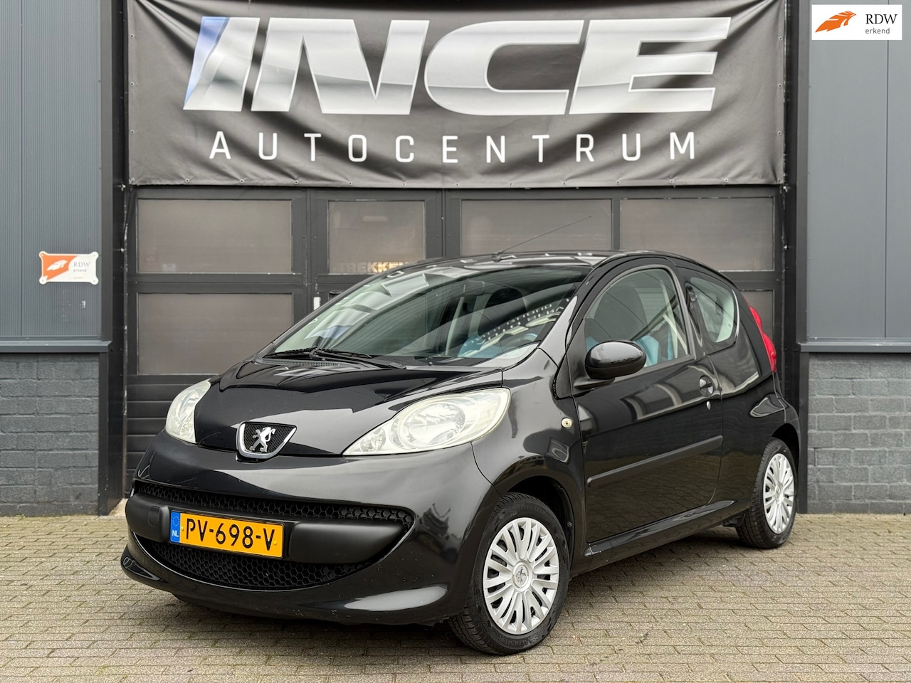 Peugeot 107 - 1.0-12V XR 1.0-12V XR - AutoWereld.nl