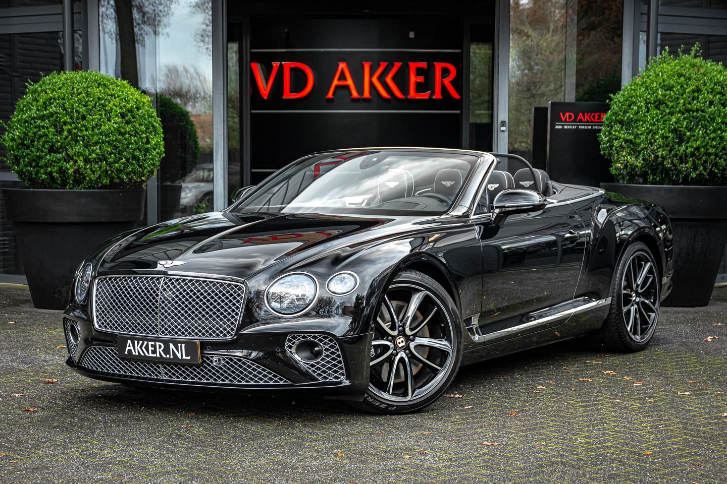 Bentley Continental GTC - V8 CENTENARY MASSAGE+NEKVERW.+TOPVIEW+HEADUP+22INCH - AutoWereld.nl