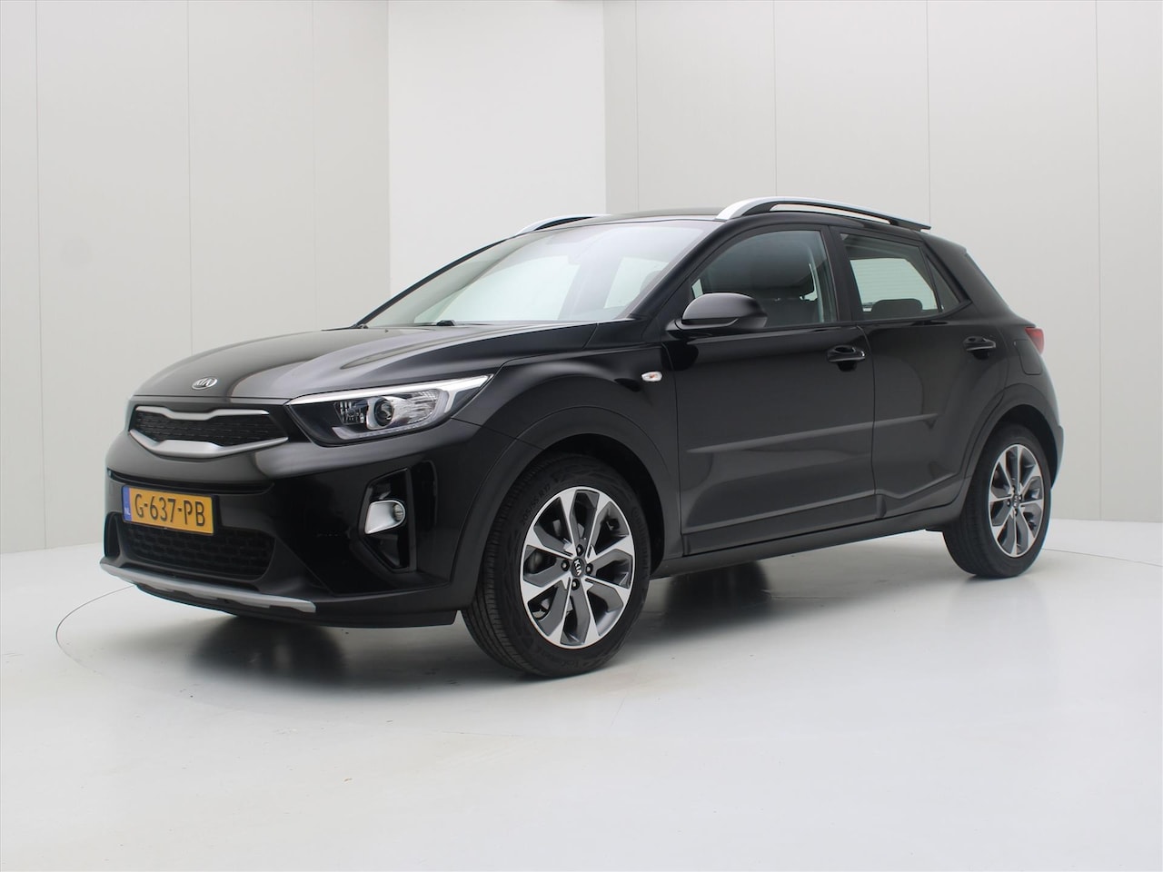 Kia Stonic - 1.0 T-GDi 100pk DynamicLine [ CARPLAY+CAMERA+CRUISE+NAVI+AIRCO+PDC ] - AutoWereld.nl