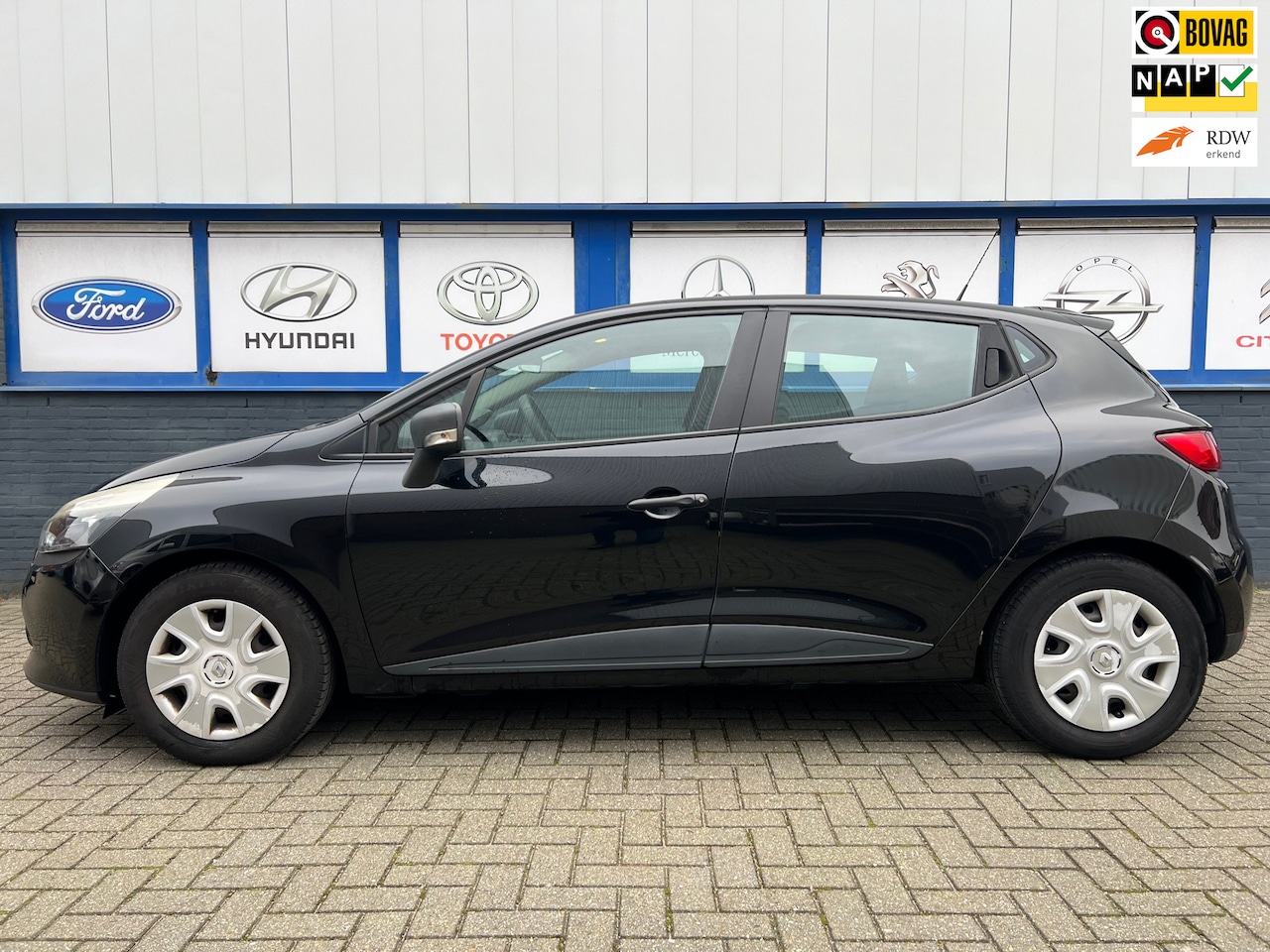 Renault Clio - 0.9 TCe Authentique 11-2013 5745eu - AutoWereld.nl