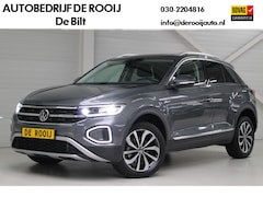 Volkswagen T-Roc - 1.5 TSI DSG Style Panoramadak | Navigatie | DAB+ Radio | 17"Lichtmetalen velgen | Camera