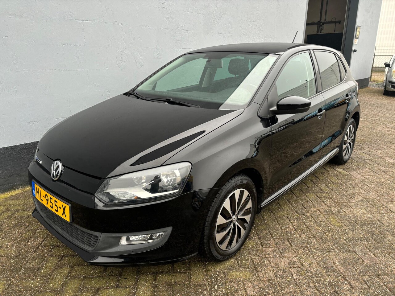 Volkswagen Polo - 1.0 BlueMotion Edition - Navigatie - Cruise Control - AutoWereld.nl