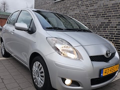 Toyota Yaris - 1.3 VVTi Aspiration