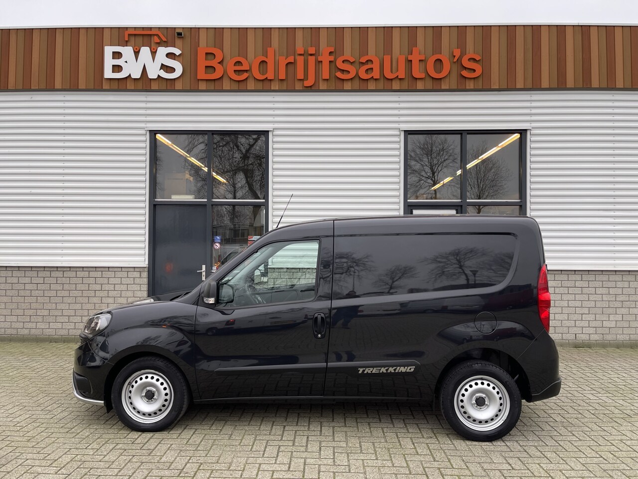 Fiat Doblò Cargo - 1.6 MJ 105pk L1H1 S Trekking / vaste prijs rijklaar € 13.950 ex btw / lease vanaf € 256 / - AutoWereld.nl