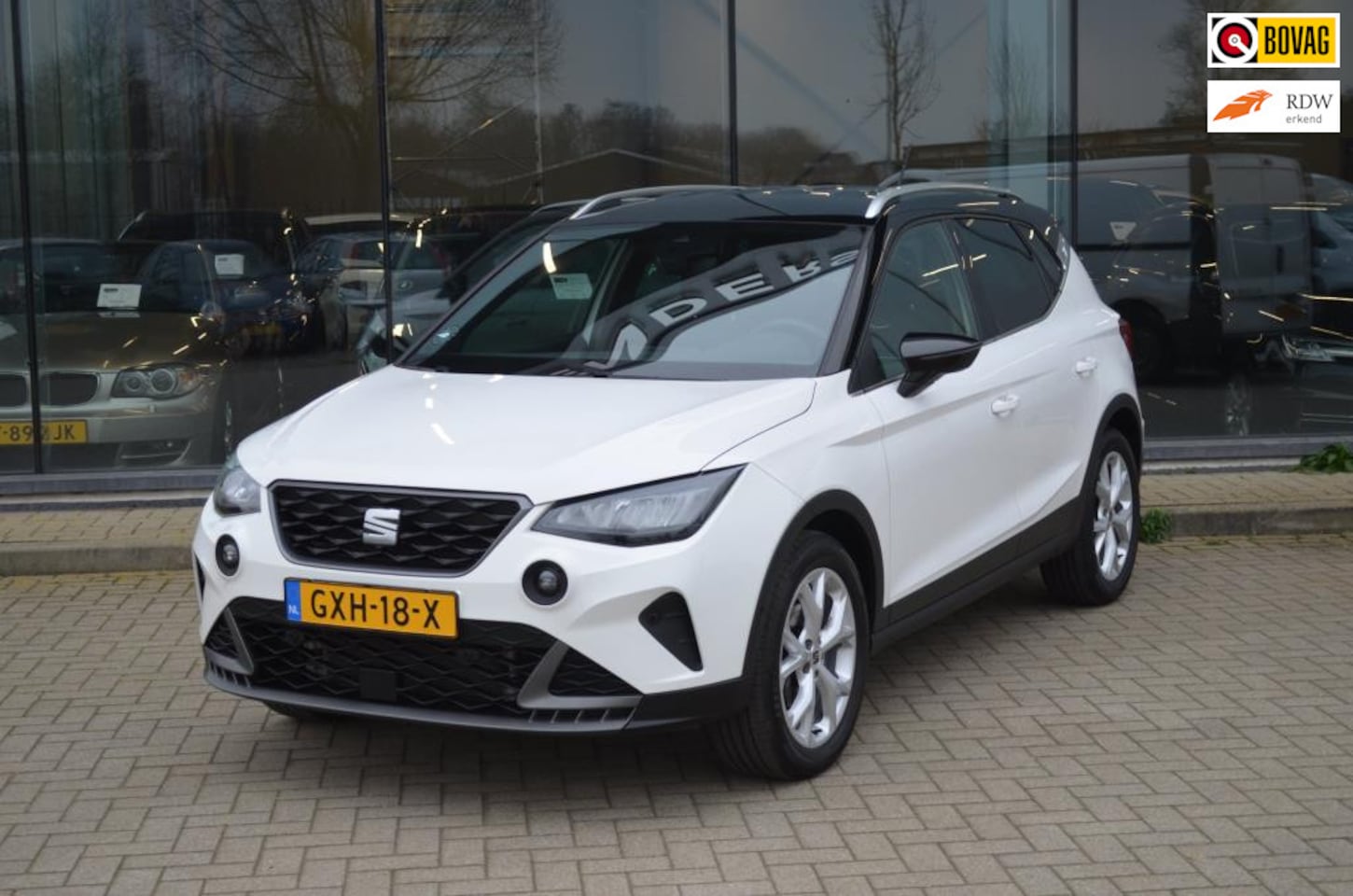 Seat Arona - FR Business 1.0 TSI | Stoelverwarming | Rijbaanassistent | Adaptive cruise controle | Park - AutoWereld.nl