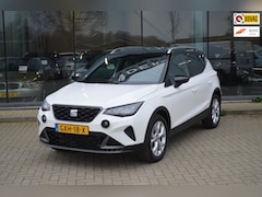 Seat Arona - FR Business 1.0 TSI | Stoelverwarming | Rijbaanassistent | Adaptive cruise controle | Park