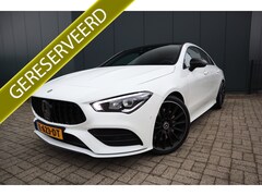 Mercedes-Benz CLA-Klasse - 220 AMG 2.0 Premium Plus Panoramadak Widescreen Camera Ambiente Verlichting Etc. Etc