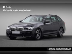 BMW 5-serie Touring - 530e Business Edition Plus | Achteruitrijcamera |Ambiance verlichting | Head-Up Display |