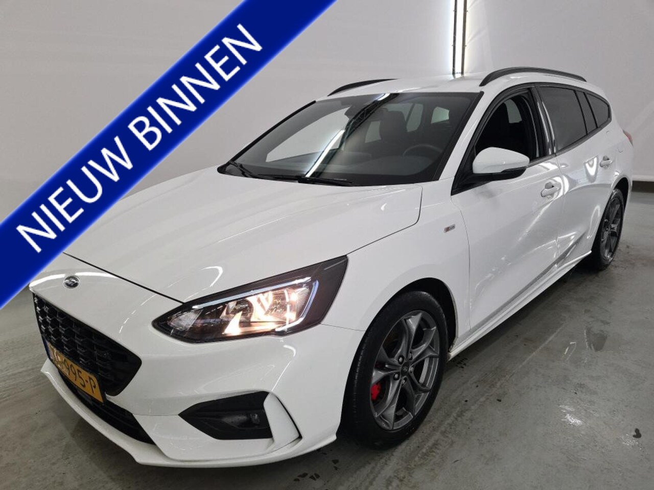 Ford Focus Wagon - 1.0 EcoBoost ST Line Business NL AUTO | CARPLAY | ADAPTIEVE CRUISE | STOELVERW | - AutoWereld.nl