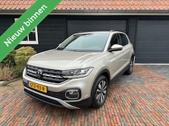 Volkswagen T-Cross - 1.5 TSI Move - Luxe uitgevoerd/Trekhaak