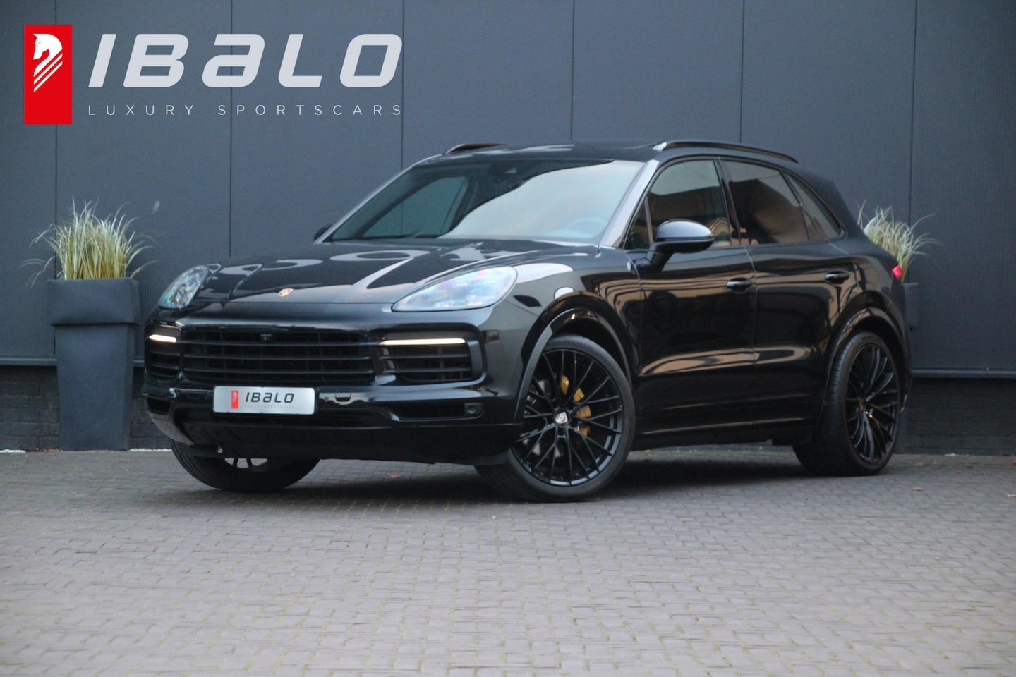 Porsche Cayenne - 3.0 | MY2018 | PDCC | Capristo | 22” | pano | achteras | - AutoWereld.nl