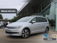 Volkswagen Touran - 1.5 TSI Highline 150pk - 7p - Virtuel cockpit - Navigatie - Camera - LED - Ergoactive stoe