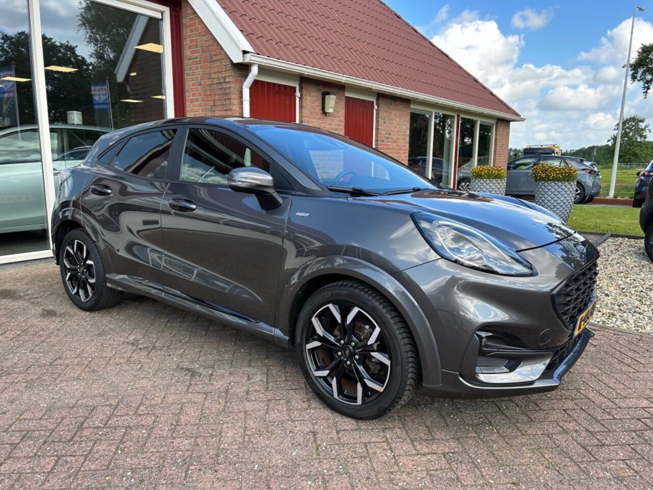 Ford Puma - 1.0 ECOBOOST HYBRID ST-LINE X TREKHAAK PRACHT AUTO MET SLECHTS 4 - AutoWereld.nl