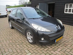 Peugeot 207 - 1.6 THP Feline