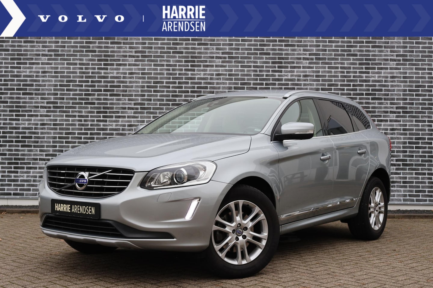 Volvo XC60 - 2.0 T5 FWD Summum Sportleder | Trekhaak | Stoelverwarming | Navigatie - AutoWereld.nl