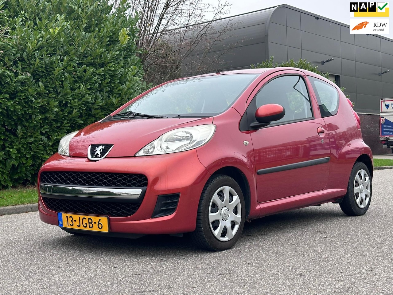 Peugeot 107 - 1.0-12V XS Automaat*Airco*NAP*Dealer onderhouden*07-12-2025 APK* - AutoWereld.nl