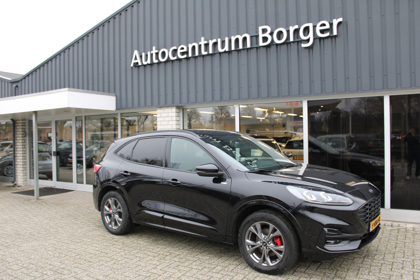 Ford Kuga - 2.5 PHEV Automaat ST-Line X 18"LM /Clima/Navi/Cruise/Winterpakket - AutoWereld.nl