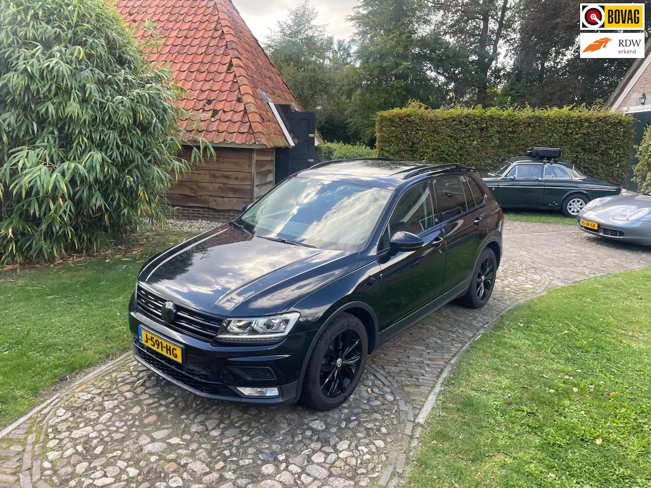 Volkswagen Tiguan - 1.4 TSI ACT Comfortline Business Sound-Pano-Carplay-Navi-Camera- - AutoWereld.nl