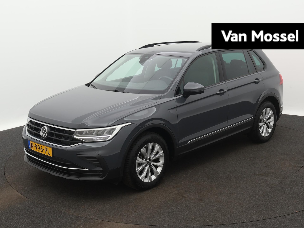 Volkswagen Tiguan - 1.5 TSI Life | Automaat | Trekhaak | Climatronic (Automatische Airco) | Navigatie PRO (Gro - AutoWereld.nl