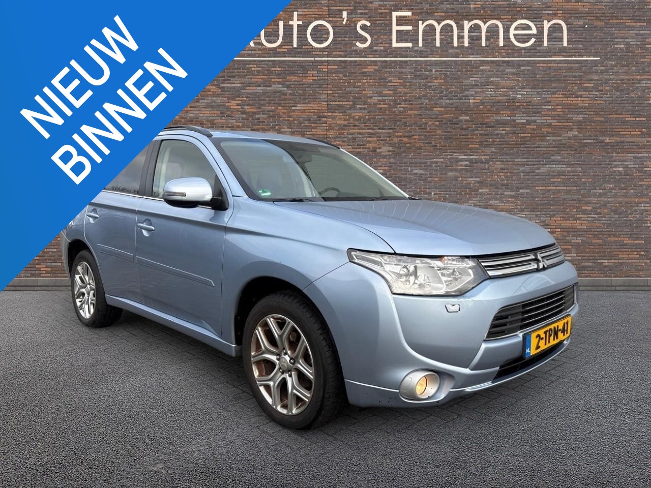 Mitsubishi Outlander - 2.0 PHEV Instyle LEDER SCHUIFDAK NAVIGATIE LMV - AutoWereld.nl