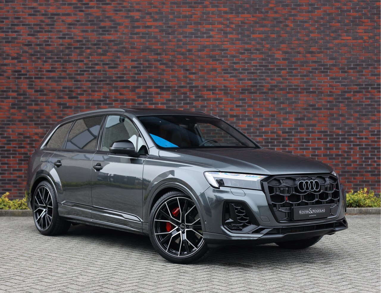 Audi Q7 - 60 TFSIe Quattro *Pano*Trekhaak*B&O*HUD*360* - AutoWereld.nl