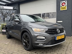 Volkswagen T-Roc - 1.0 TSI Style STOELVERWARMING/ECC/ADAPTIVE CRUISE/PRIVACY GLAS