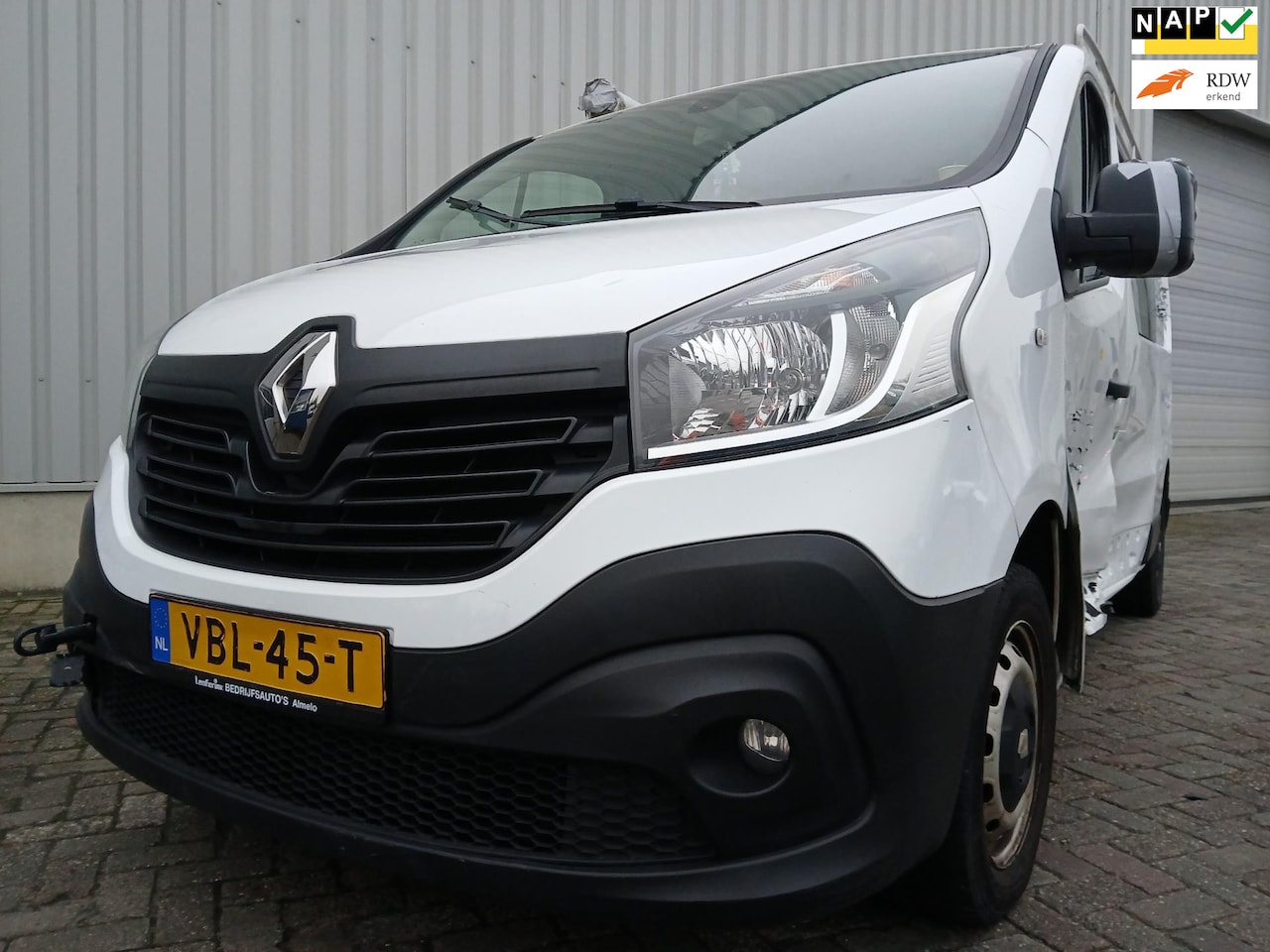 Renault Trafic - 1.6 dCi T29 L2H1 Générique - Airco - Export - Schade - AutoWereld.nl