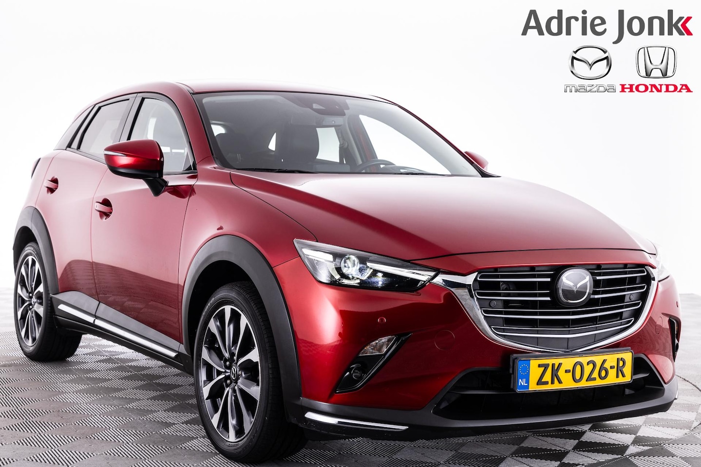 Mazda CX-3 - 2.0 SkyActiv-G 120 GT-M | AUTOMAAT | TREKHAAK | DODEHOEK DETECTIE | NAVIGATIE | ACHTERUITR - AutoWereld.nl