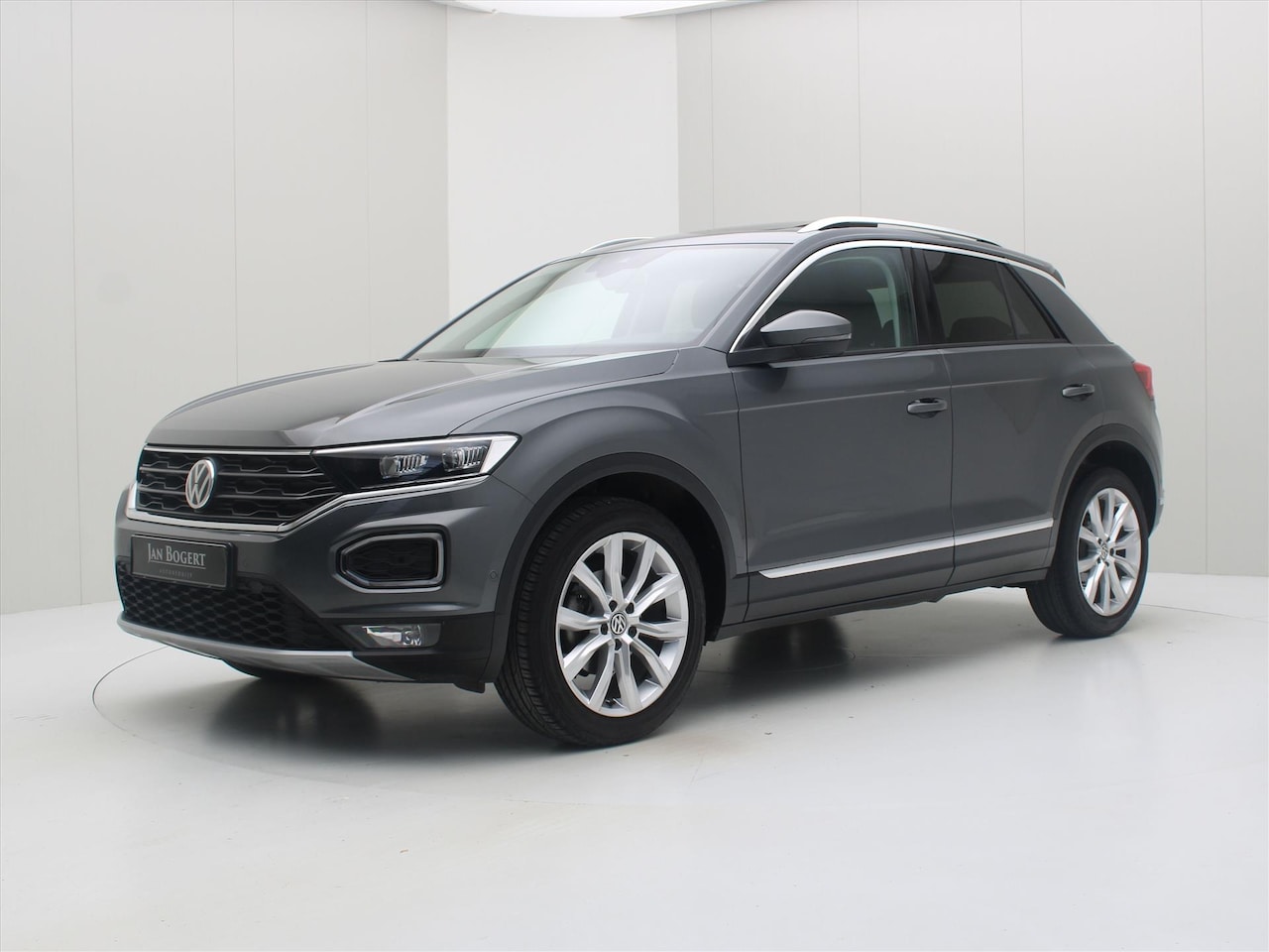 Volkswagen T-Roc - 1.5 TSI 150pk 7-DSG T-Roc Sport Elegance [ PANODAK+CAMERA+CARPLAY+ACC+VIRTUAL+LED+PDC ] - AutoWereld.nl