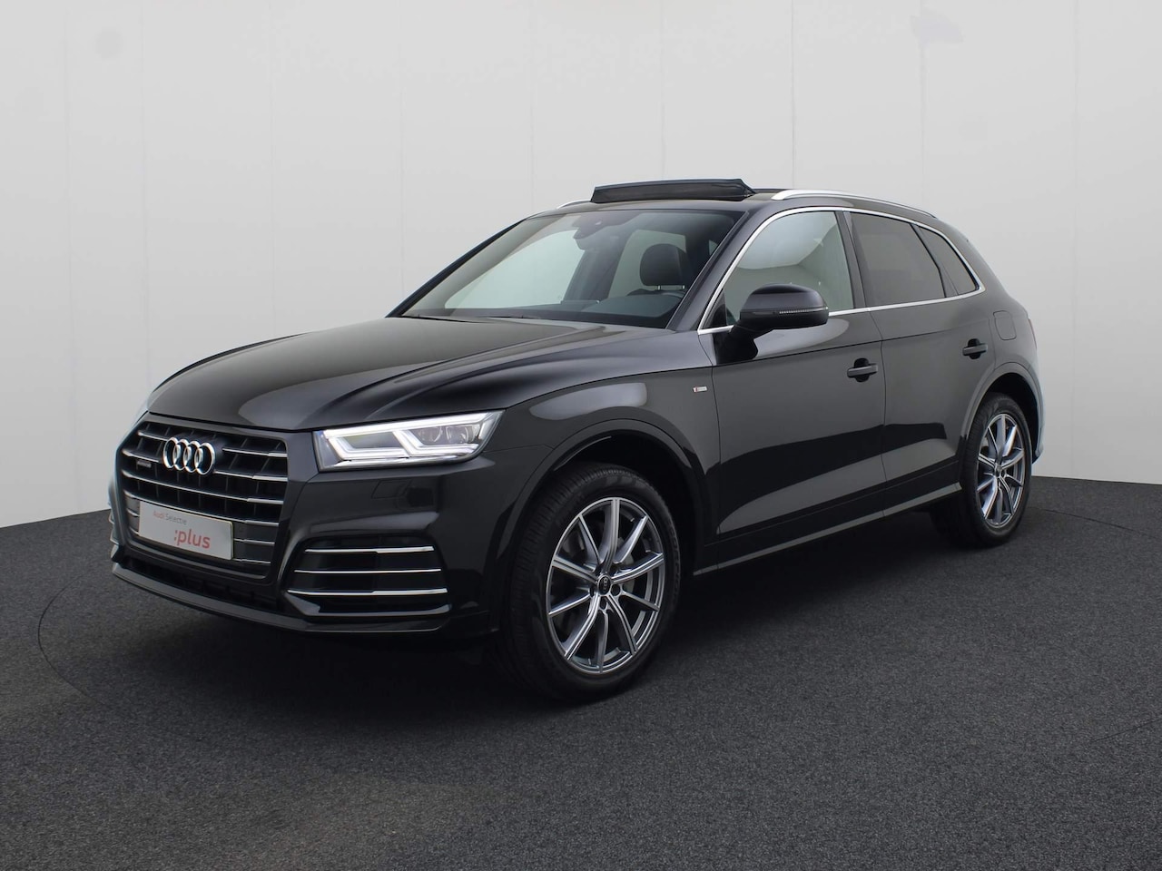 Audi Q5 - 55 TFSIe 270kW/367PK quattro S Line · Panoramadak · Leder/Alcantara · Drive select - AutoWereld.nl