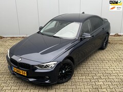 BMW 3-serie - 335i xDRIVE HIGH EXECUTIVE GROOT NAVIGATIE NAP STOELVERWARMING M-PAKKET WIELEN LEDER ORIGI