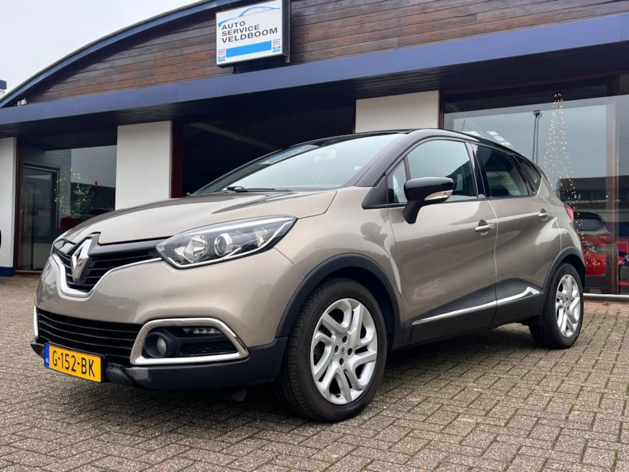 Renault Captur - 1.2 TCe Dynamique | Trekhaak - AutoWereld.nl