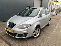 Seat Altea - 1.2 TSI Ecomotive Style / AIRCO / APK / TREKHAAK / BOEKJES / 2 SLEUTELS / ZEER NETTE AUTO