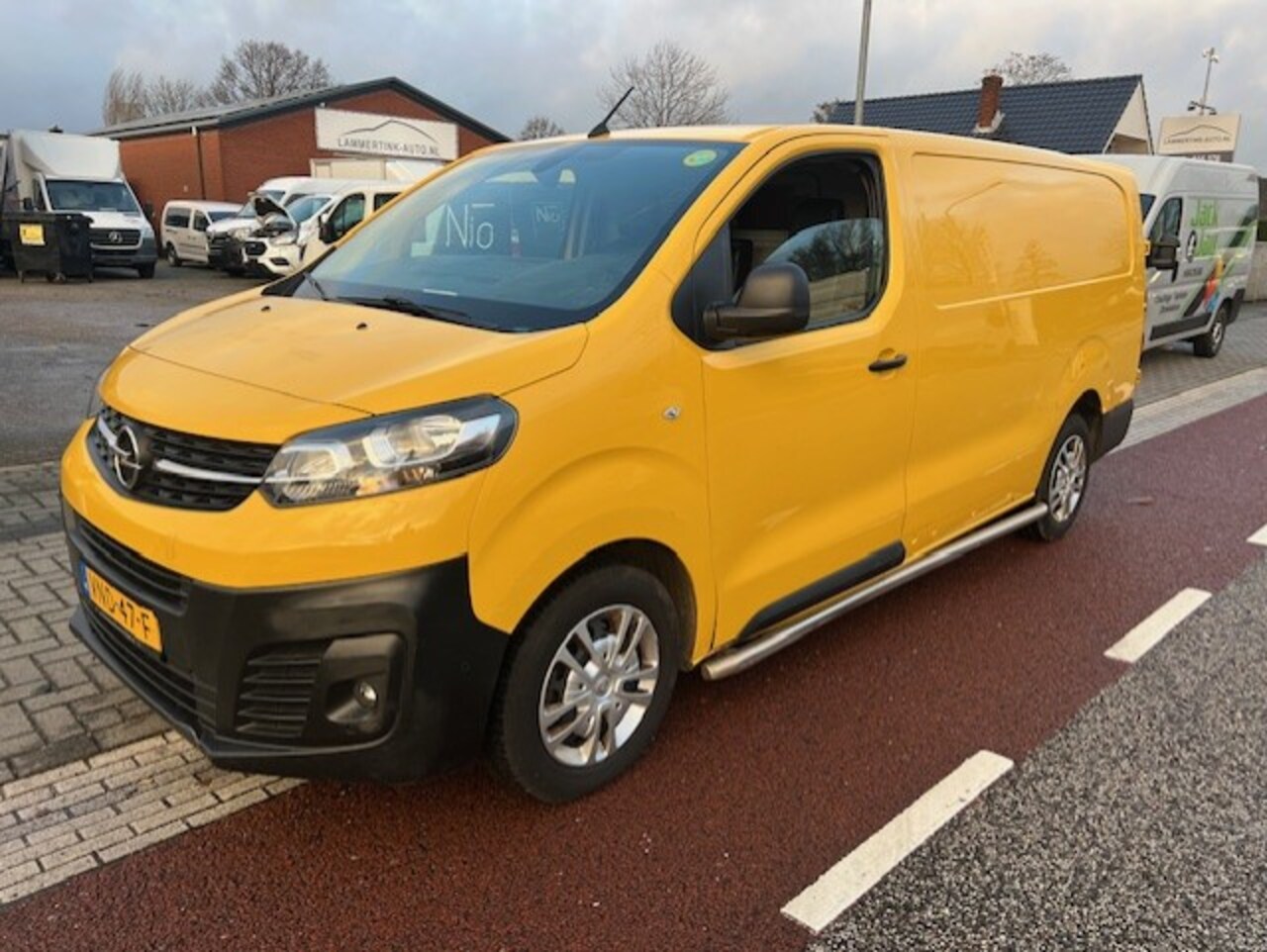 Opel Vivaro - 2.0 CDTI 106KW AUTOM. LANG NAVI KLIMA CAMERA - AutoWereld.nl