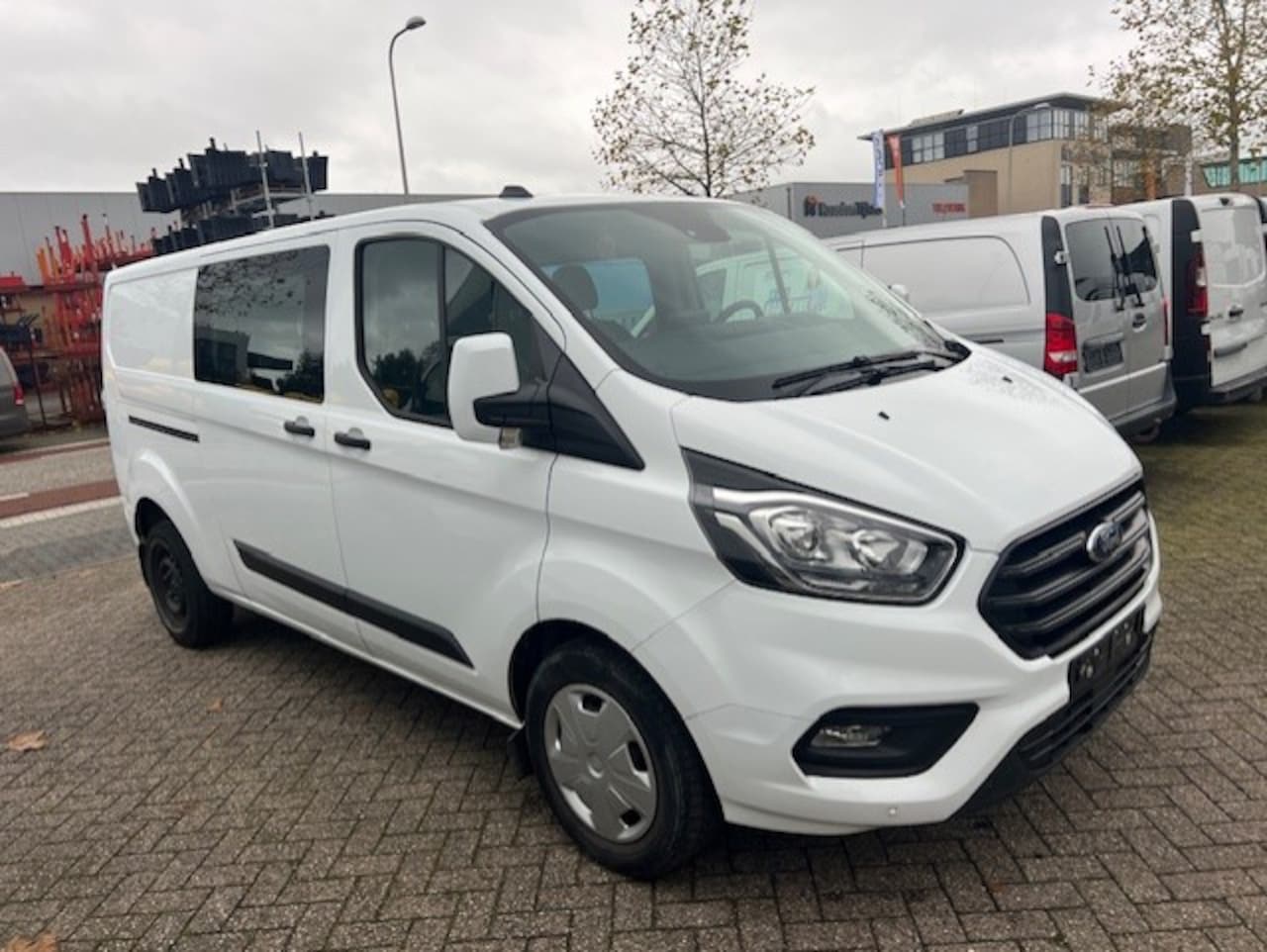 Ford Transit Custom - 320 2.0 TDCI 96KW L2H1 DC 6P LANG KLIMA AIRCO - AutoWereld.nl