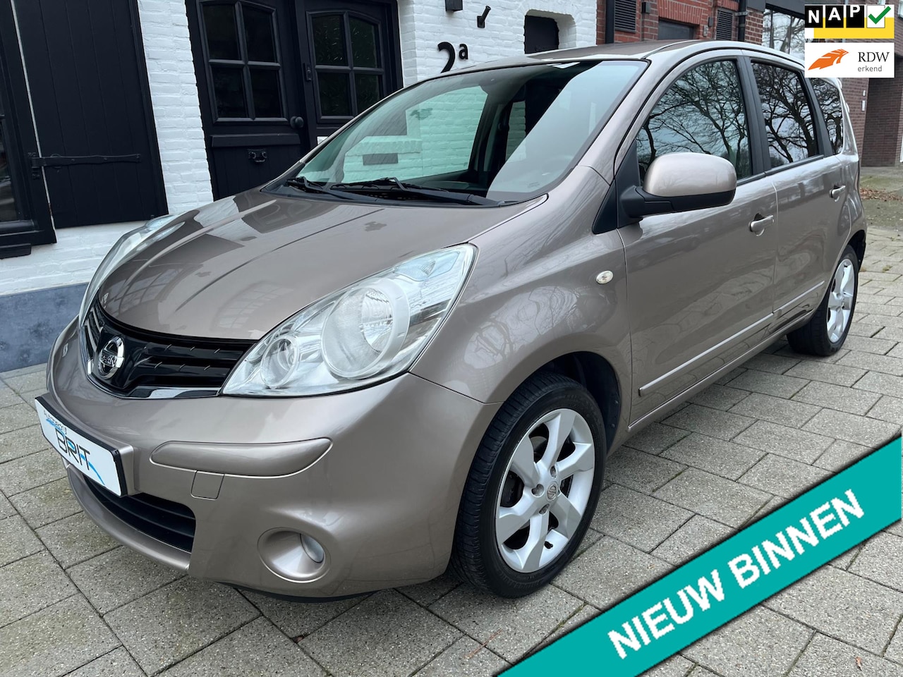 Nissan Note - 1.6 Life + 38.000 KM. AUTOMAAT, NIEUW STAAT - AutoWereld.nl