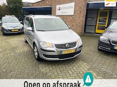 Volkswagen Touran - zeer mooie Vw Touran/airco/lage km+nap/trekhaak/2e eigenaar/Apk 10-2025