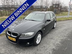 BMW 3-serie Touring - 318i Corporate Lease Luxury Line 101 DKM