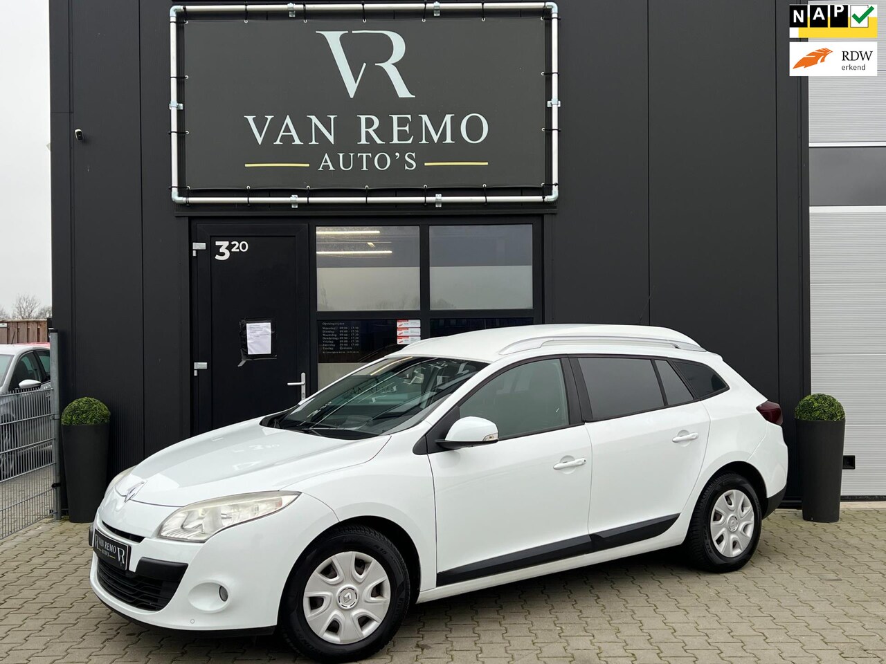 Renault Mégane - 1.5 dCi Expression |Arico|Bt Audio|Navi|Elek.pakket|Nap|Grijs Kenteken! - AutoWereld.nl