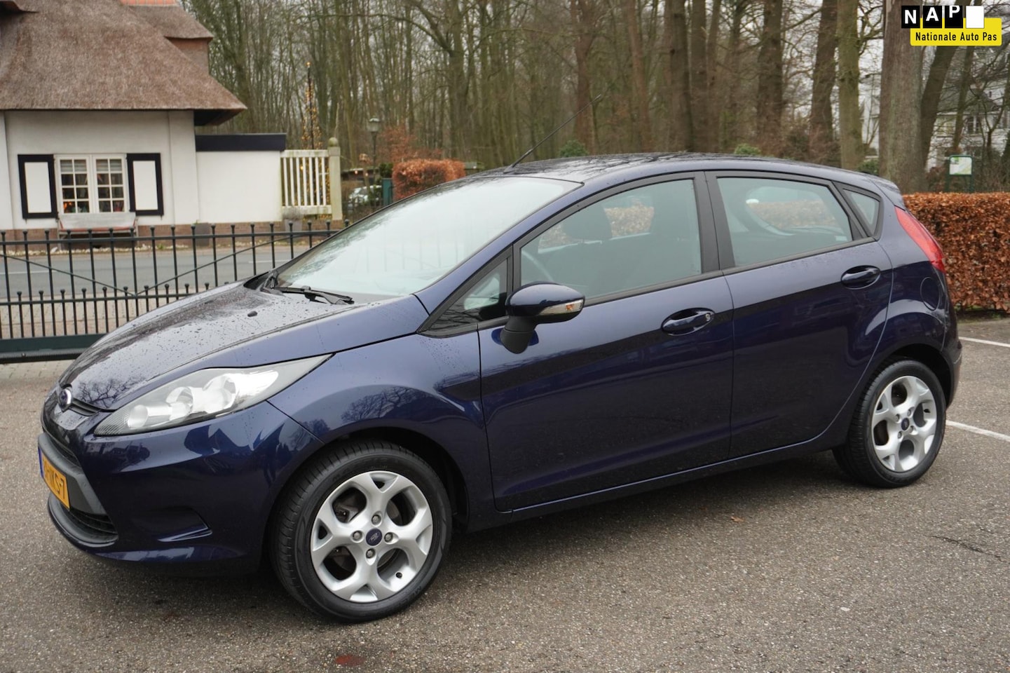 Ford Fiesta - 1.25 Limited 5Drs Airco Lm Velgen - AutoWereld.nl