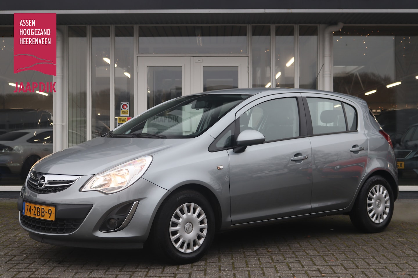 Opel Corsa - BWJ 2012 1.2-16V 86PK AUTOMAAT 59000KM! AIRCO / CRUISE  / MISTLAMPEN / LEDER-STOF / ELEK. - AutoWereld.nl