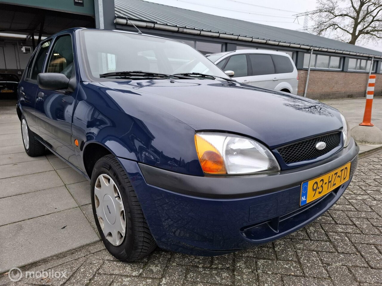 Ford Fiesta - 1.3-8V Collection/apk/lage kmstand - AutoWereld.nl