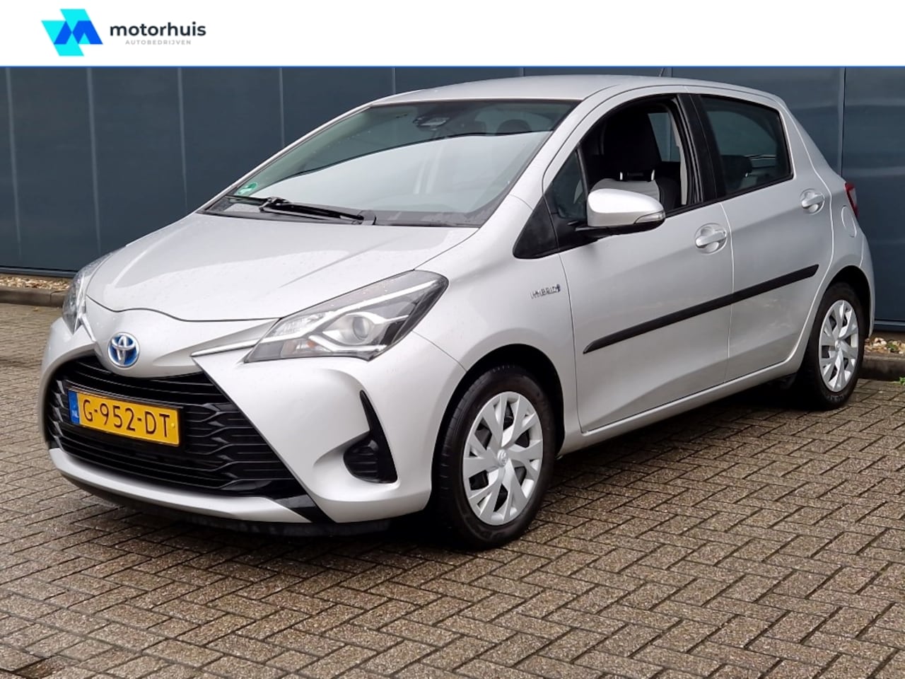 Toyota Yaris - 1.5 Hybrid 100pk CVT Active - AutoWereld.nl