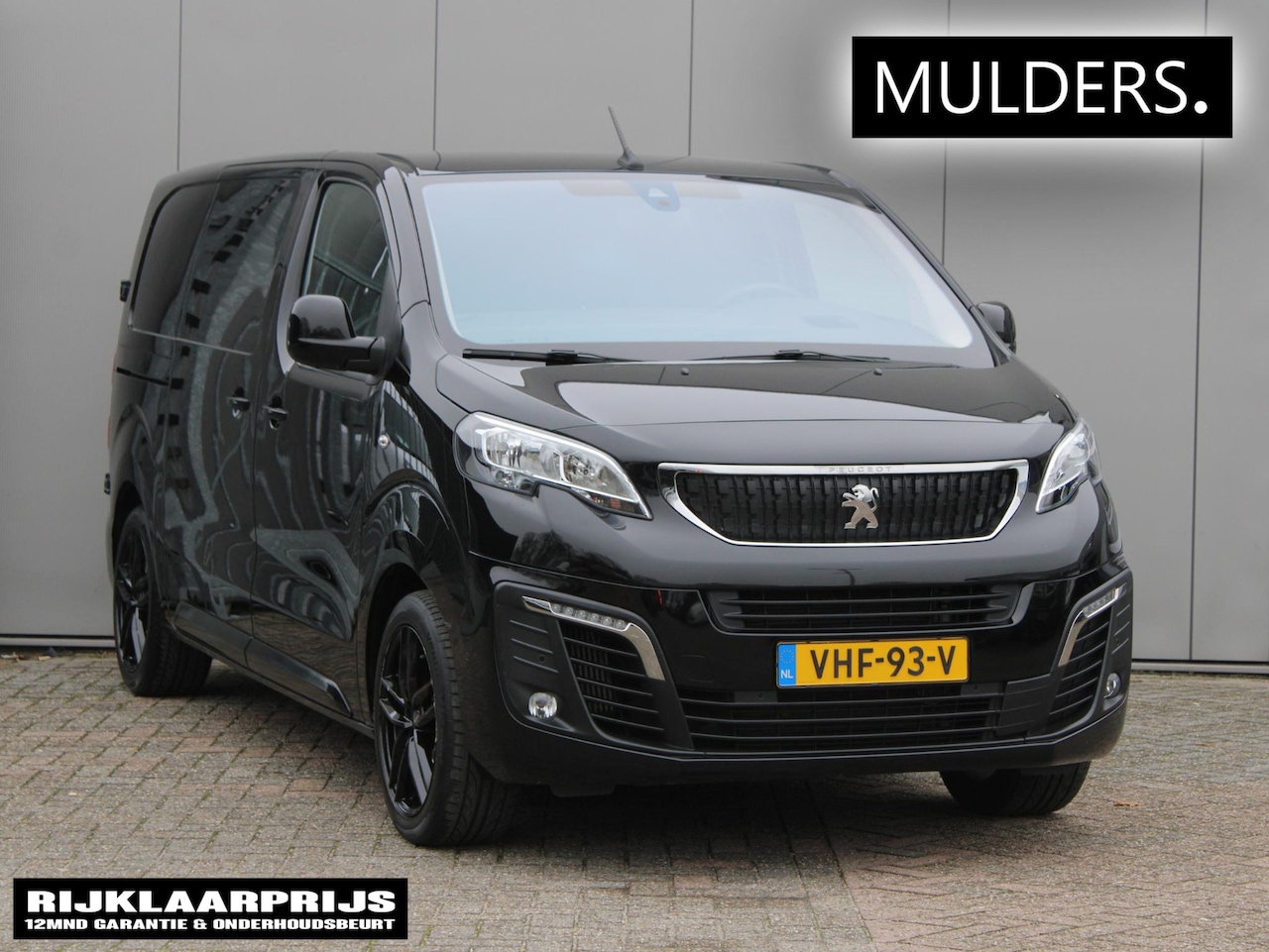 Peugeot Expert - 2.0 BlueHDI 120 Standard Premium Automaat | Navi / Airco / Trekhaak - AutoWereld.nl