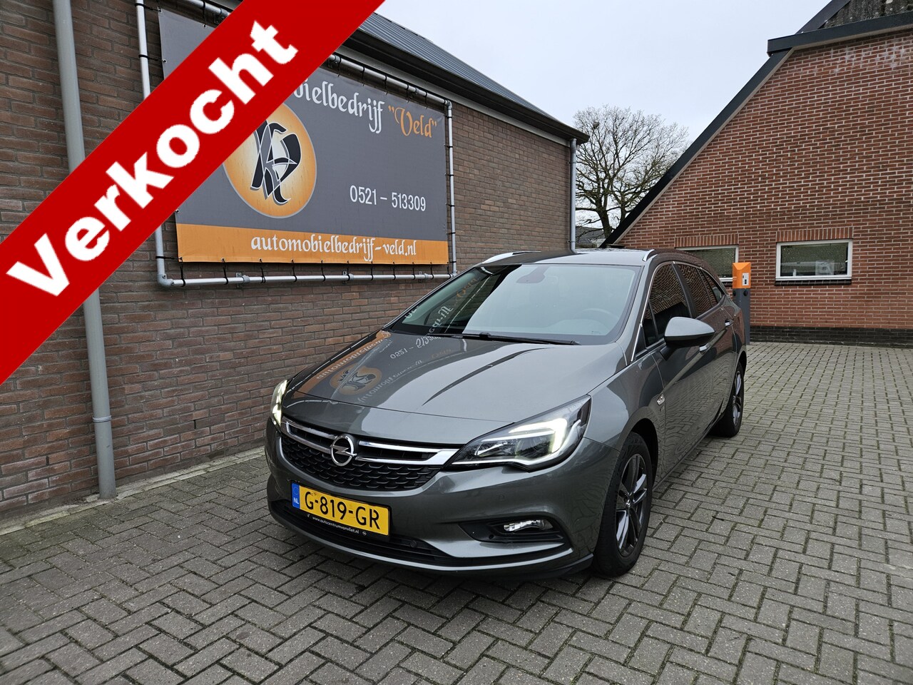 Opel Astra Sports Tourer - 1.0 Turbo 120 Jaar Edition 1.0 Turbo 120 Jaar Edition - AutoWereld.nl