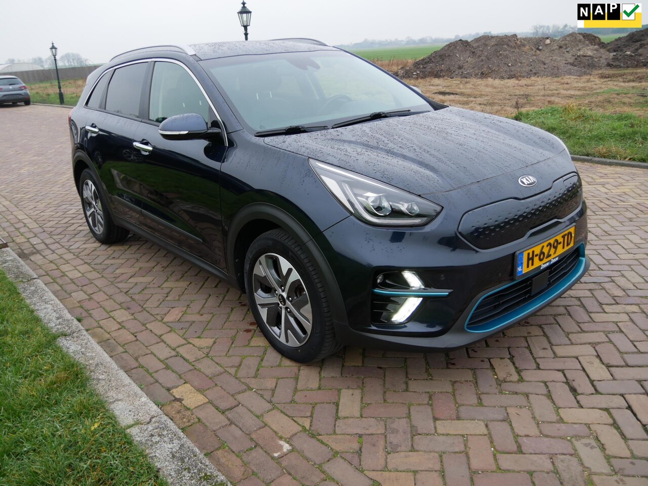 Kia e-Niro - ExecutiveLine 64 kWh NEW MODEL ** 16999 netto ** - AutoWereld.nl