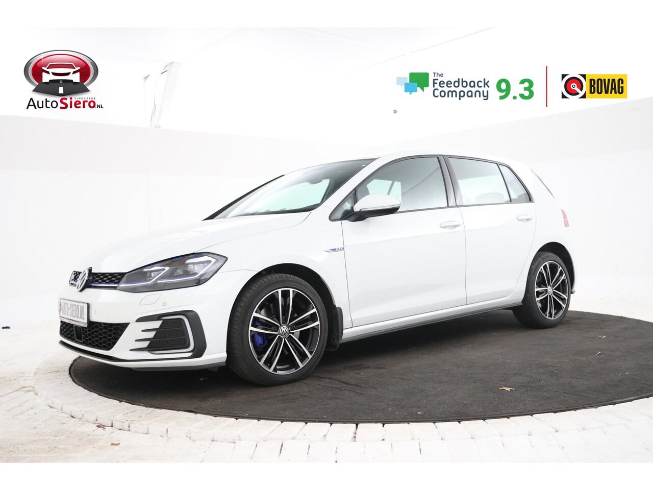 Volkswagen Golf - 1.4 TSI PHEV GTE Panorama, apple carplay, climate, - AutoWereld.nl