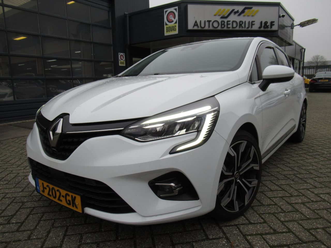 Renault Clio - 1.0 TCe Bi-Fuel Intens / LPG / PDC / NAV / Camera - AutoWereld.nl