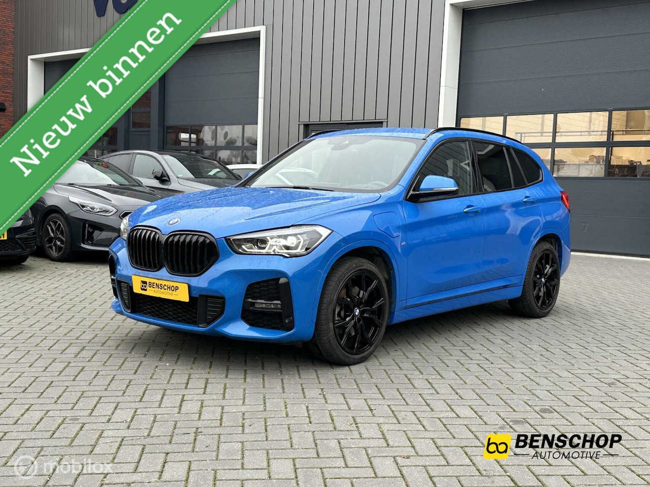 BMW X1 - xDrive25e M Sport Navi Carplay LED HUD Leer ACC Cruise control - AutoWereld.nl