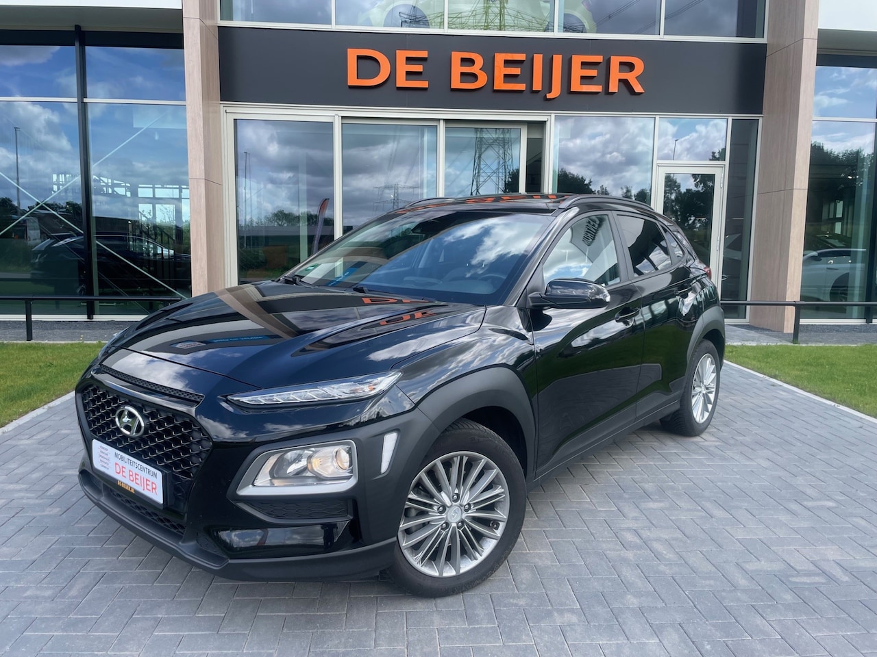 Hyundai Kona - 1.6 T-GDI 177pk Navi I Schuifdak I Camera - AutoWereld.nl